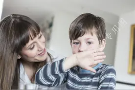 60岁的父亲提前说了五条遗嘱，我哭一夜，他这辈子真的太不容易了图片