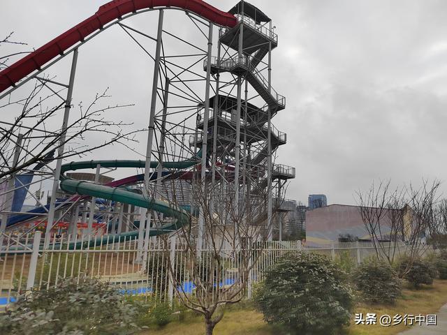 南部县满福坝春风十里：嘉陵江畔年味浓，一城春风迎新春