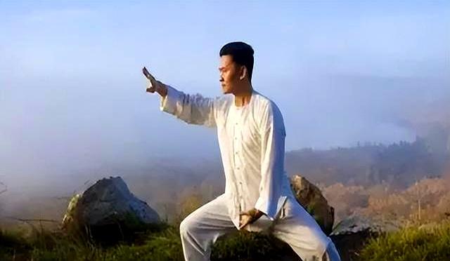 太极拳这个式，有人竟然要学三年。你学多久？