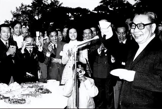 吴石牺牲13年后，蒋经国震怒发现，派去大陆的特务全在糊弄他！