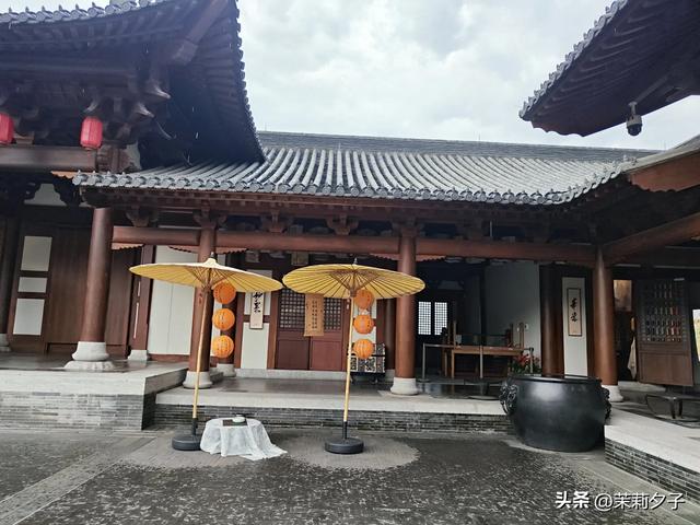 杭州旅游攻略看展逛博物馆老街菜市场换个城市走走停停文艺风