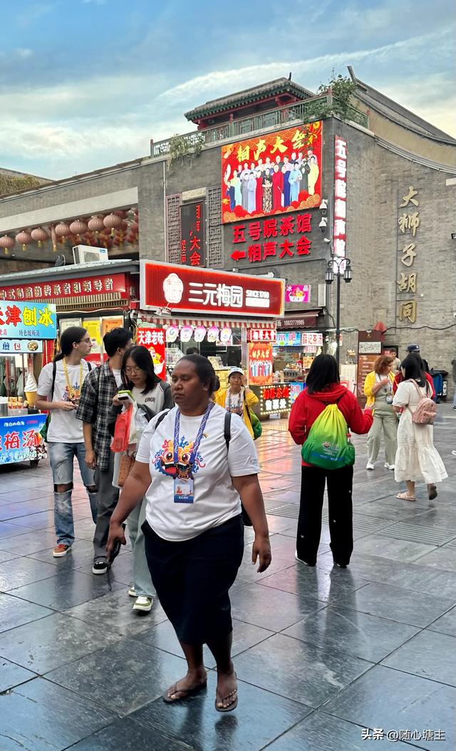 天津实景｜古文化街的津门民俗倔强和“小商品市集”的尴尬