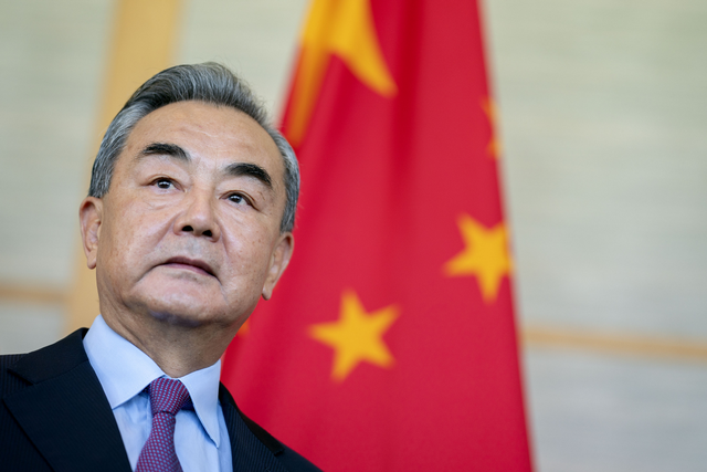 中方官宣访朝行程，韩外长急电王毅：“竭尽所能”发展对华关系！