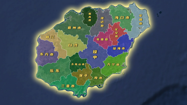 海南省内部差异有多大？一边是沙滩比基尼美女，一边是梯田阿婆
