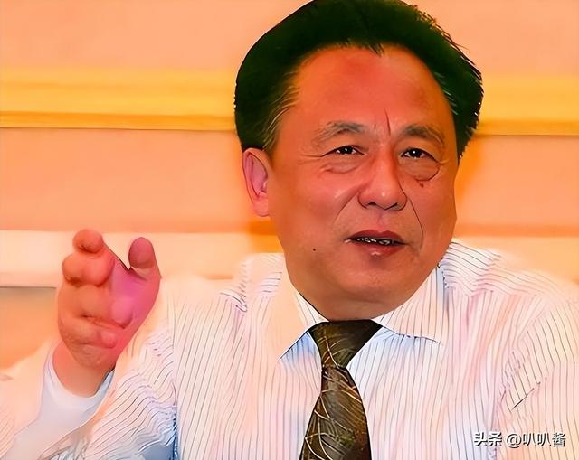 包养10位情妇，睡觉翻牌生下11个私生子，76岁还在拼命生娃！