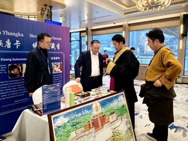 多方联动聚合力，红色昌都亮相2025重庆国际旅行商大会