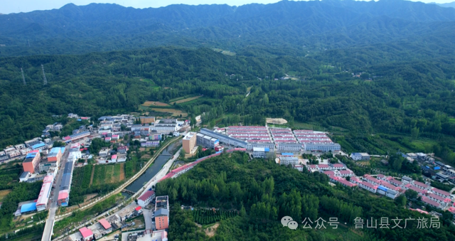 河南有个“宝藏小县”，102万人的家乡，藏着半个中国的惊艳