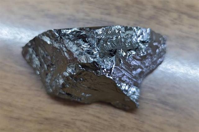 从不可能到现实，研究人员在锗中实现超导性，量子技术迎来新突破