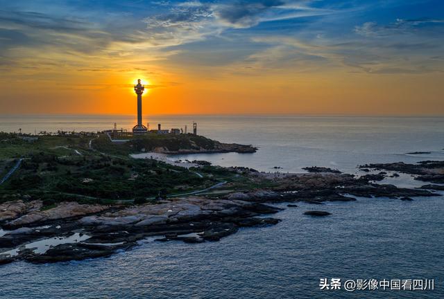 海南文昌：木兰灯塔落日美景