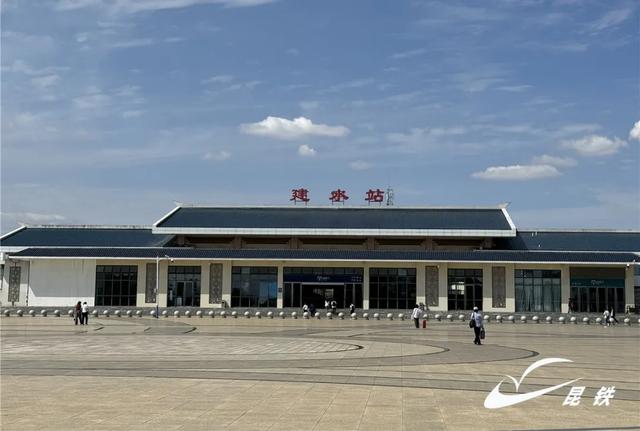 走！周末坐动车克建水“翻豆腐”