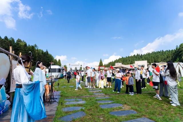 明月山国庆假期人气满满，直击活动现场→