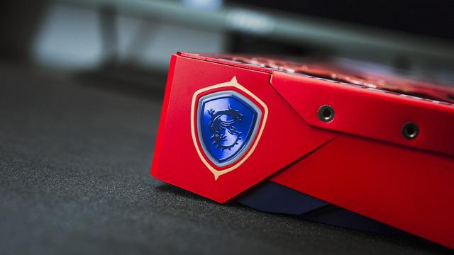 炽烈红韵·魔龙觉醒：微星RTX 5070 Ti魔龙姬限定版开箱实测