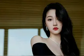 分享美女写真集——关晓彤（五）图片