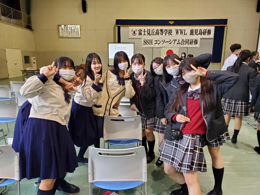 请输入图片描述 请输入图片描述