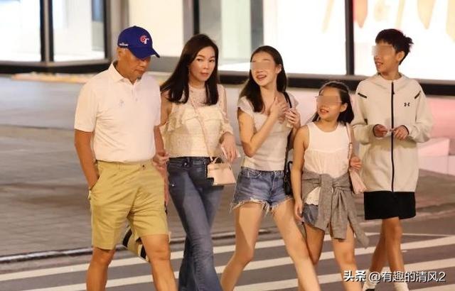 郭台铭做梦也没想到，结婚17年后，曾馨莹开始给全家人“争光”了