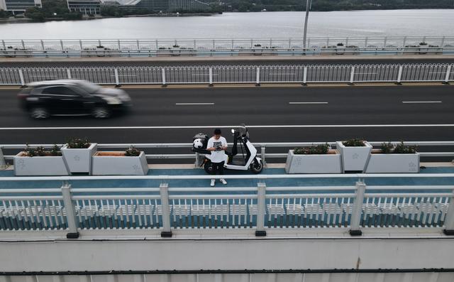 跑遍天南海北的桥，还是我们滴黄石磁湖跨湖大桥最有味！