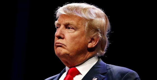 215票赞成215票反对！美最新投票结果出来了，特朗普下达3条命令