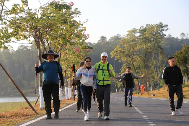 奔赴山海！3000徒步爱好者齐聚博罗