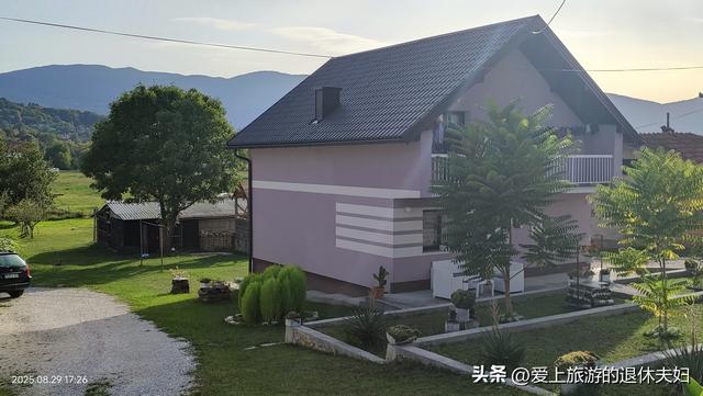 波-赛自由行第1天：住萨拉热窝机场附近，民宿不错，与当地人互动