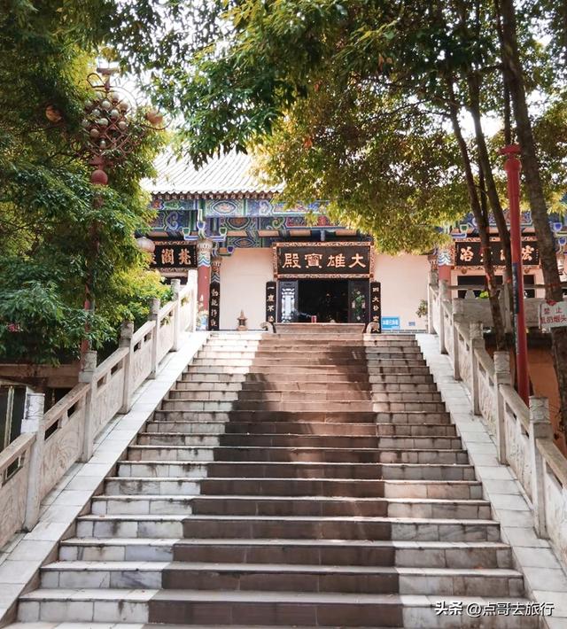 彭州人私藏的精品徒步路线，没有拥挤的人潮，可以吃斋饭！