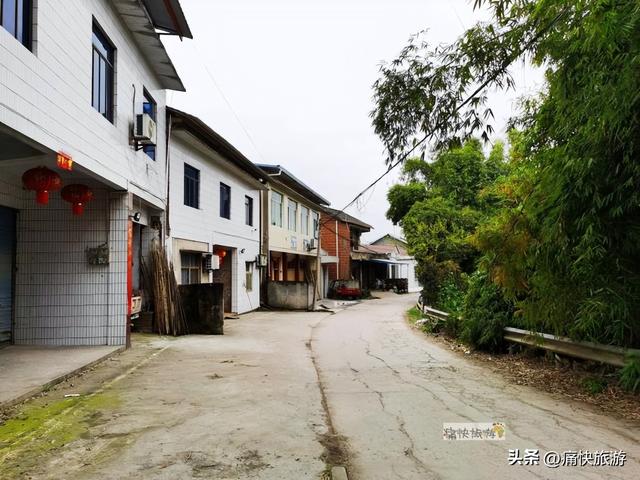 行走自贡：荣县乌老山上的懂政老街
