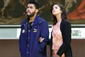 25岁的赛琳娜有多瘦？和盆栽在一起的时候，穿搭又酷又纯欲图片