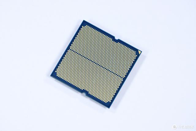 记住这些 AMD 装机组合，玩游戏很爽！整套平台寿命又很长！