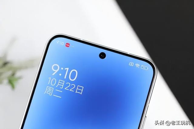不到7天卖出100万台，16GB+1TB+5400mAh，如今跳水1450元加速退场