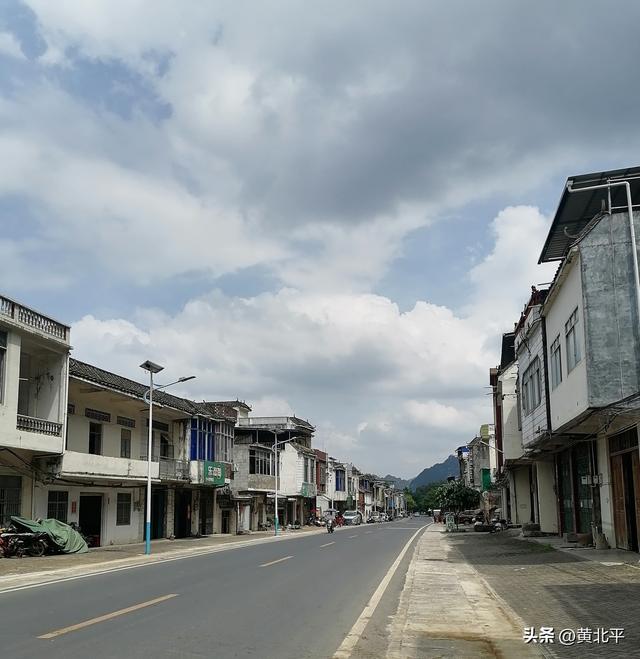 广西崇左市大新县盛产柑果而得名的小乡，为何不叫柑圩而叫堪圩？