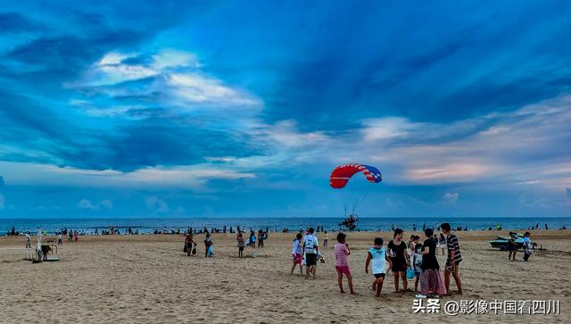 海南陵水：自由灯塔引客来