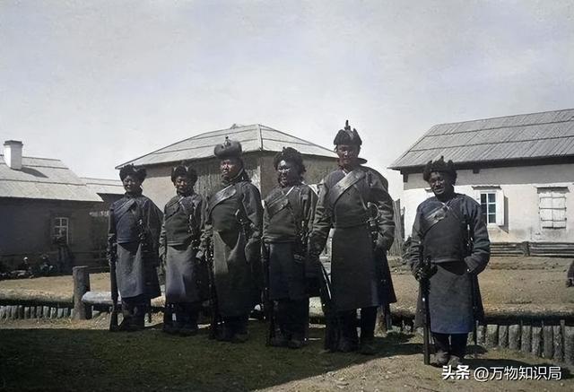 美国博物馆发现罕见照片！120年前的蒙古人，居然是这样子！
