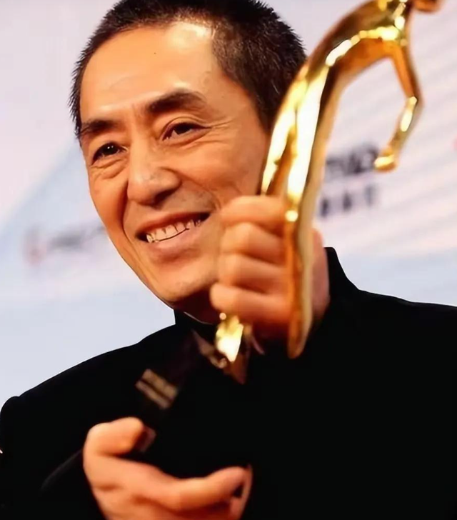 张艺谋：我最愧疚的不是巩俐，更不是陈婷，而是为我终身瘫痪的她
