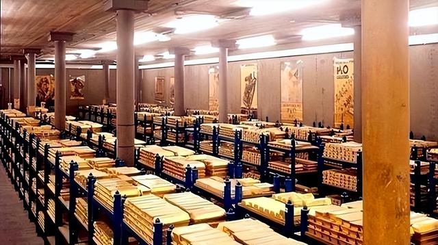 俄罗斯大批黄金运往中国，中国战略布局开始争分夺秒