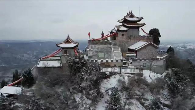 新年登高看雪，珏山景区年味十足！