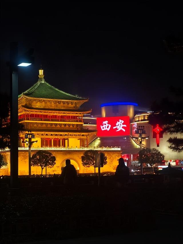 吃着回民街美食长大的老西安掏心窝子：千万别去回民街，太扎心