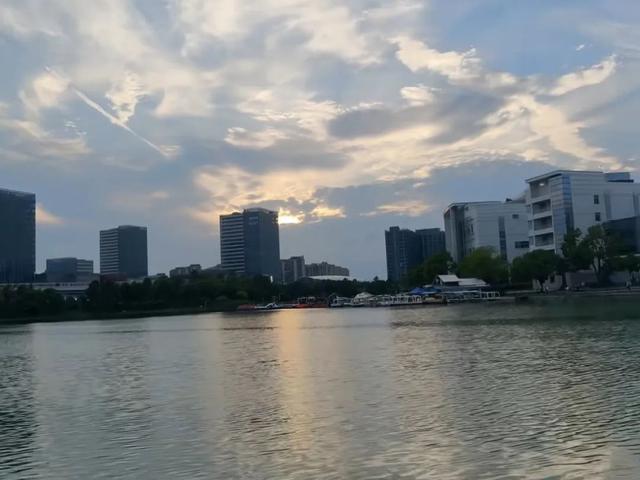 魔都私藏的15片湖泊，99%人错过的水色秘境！周末安排~