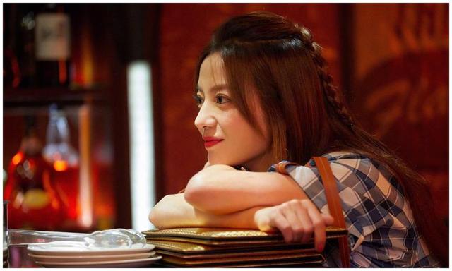 封杀四年，49岁赵薇突传消息，因胃癌去世传闻5个月前就真相大白