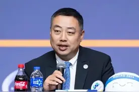 盘点历任中国乒协主席，感觉刘国梁是最优秀的，对此大家认为呢？图片