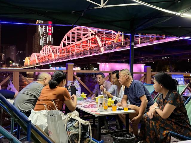 【兰小信·观】夜晚亮起来，消费火起来！兰州市构建多元夜经济释放消费新活力