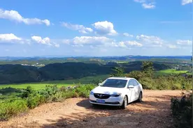 “起亚与别克”哪个比较耐开？老师傅：用车6-8年后，差别出来了图片