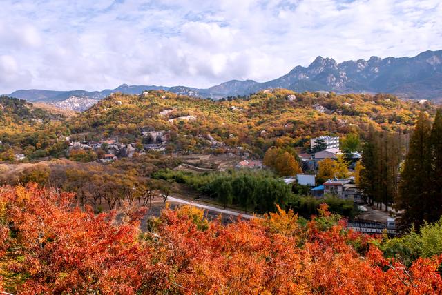 蒙山旅游区大洼秋景
