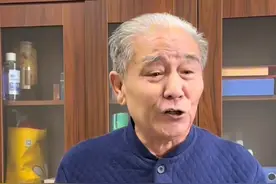 马志明，德云社里唱京韵大鼓，宝刀不老，王惠师父韩宝利三弦伴奏图片