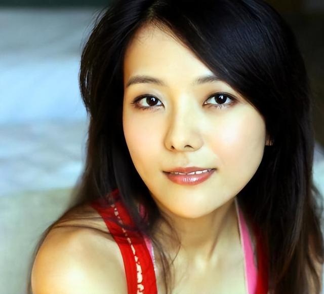 钱再多有什么用？被紧急送医院的汪涵老婆，给所有40岁女性提了醒