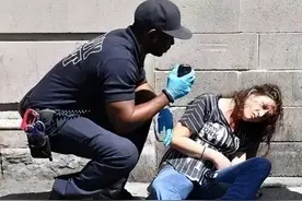 天道好轮回！曾用鸦片毒害中国人150年的美国，如今沦陷于芬太尼图片