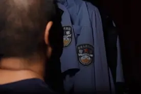 隐身人海35年！他是不穿警服的警察……图片