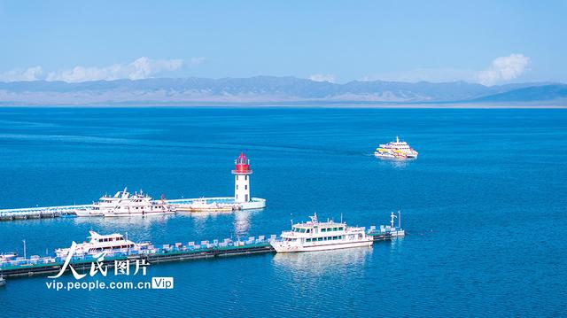 青海湖美景引客来