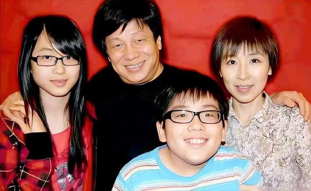 梁小龙去世6天，陈光标怒撕遮羞布：哪是病死，分明是被折腾没的