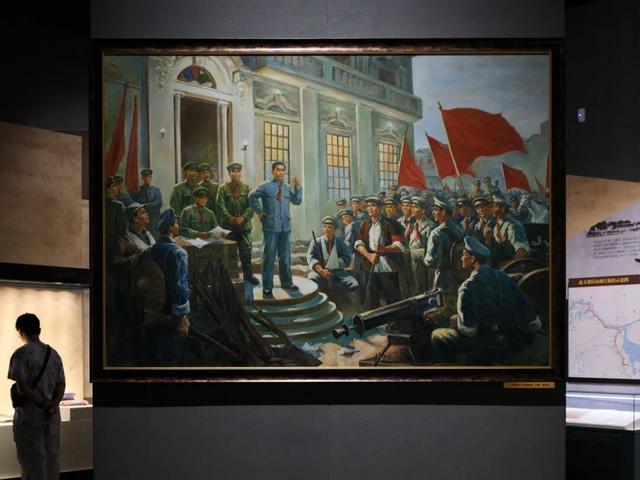 今年国庆，为什么是这座城拿了爽文剧本？