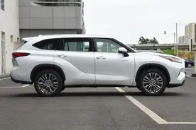 长途自驾游，认准这些大尺寸SUV，276马力+10AT+四驱，舒适又可靠图片