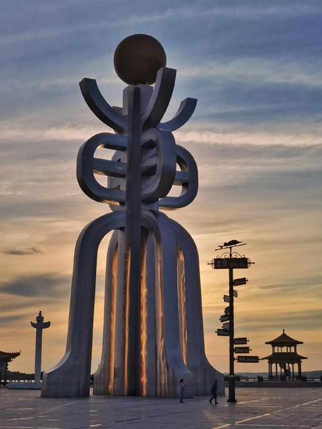 中国边境这座“东方第一县”，凌晨3点就日出，对面就是俄罗斯！